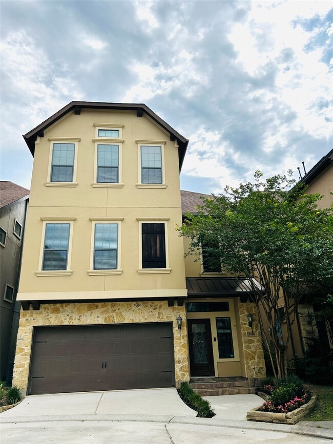 Building Photo - 2746 King's Retreat Cir