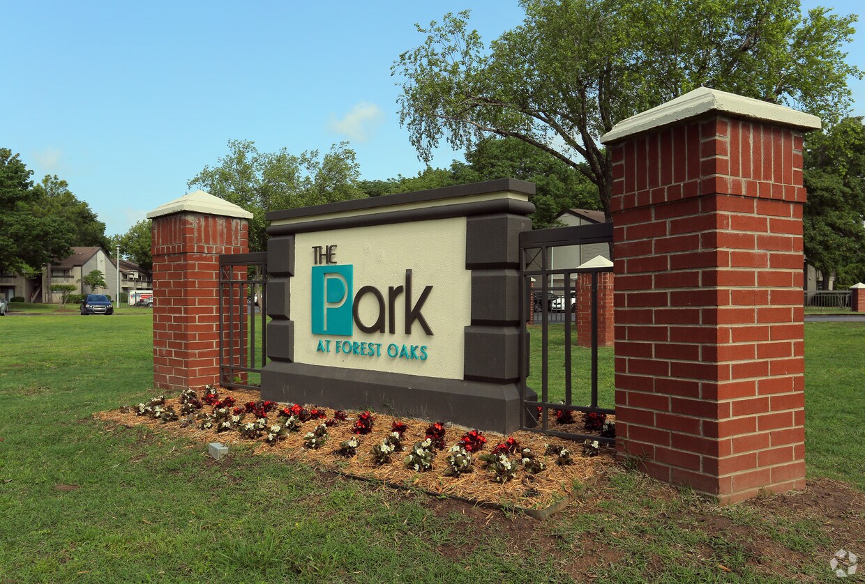 The Park at Forest Oaks Apartments in Tulsa, OK