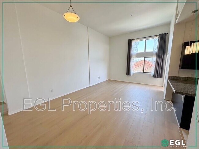 Foto del edificio - 600 N Atlantic Blvd