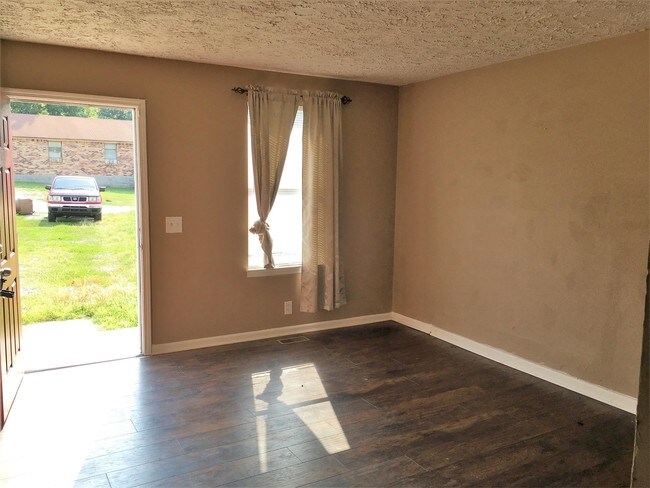 Building Photo - 2518 Highland Trace Dr