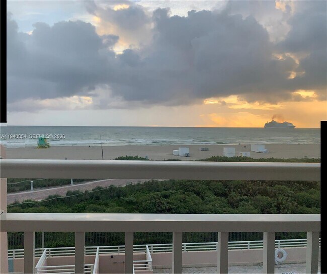 Foto del edificio - 345 Ocean Dr