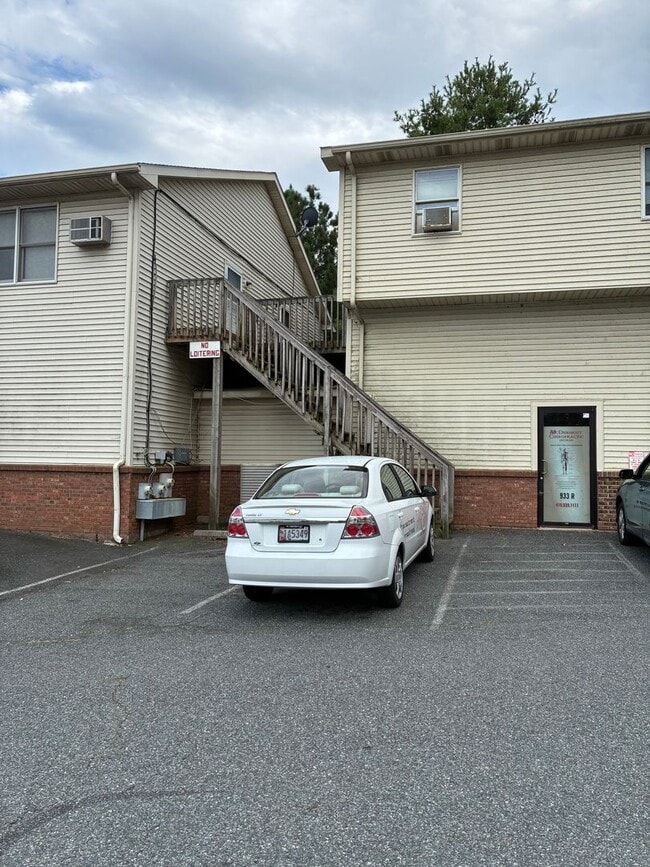 Building Photo - 933 Pulaski Hwy