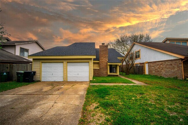 Foto del edificio - 7934 Candlegreen Ln