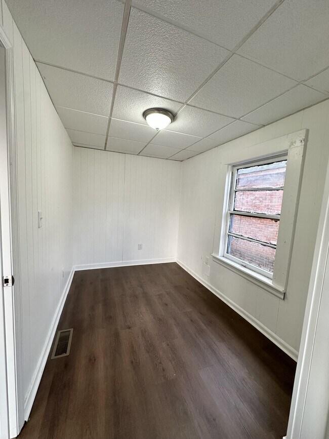 Foto del edificio - 112 Kappa Ave S