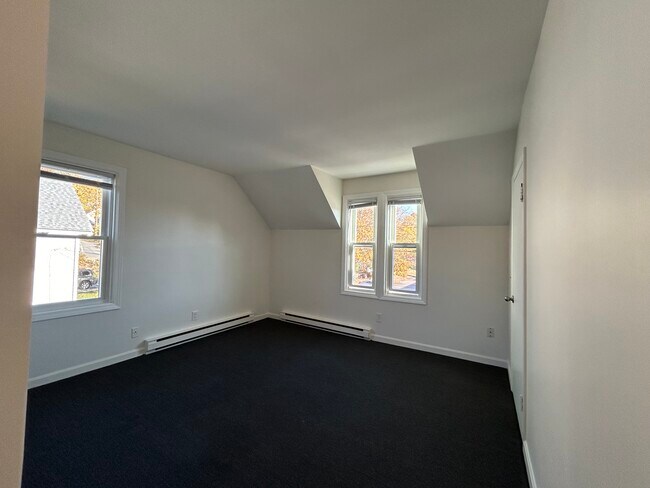 Living room - 12 Everett St