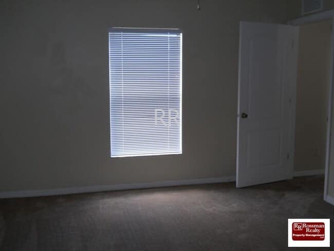 Foto del edificio - 2016 NE 7th Pl