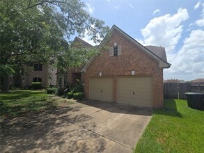 Building Photo - 1627 Park Harbor Estates Dr