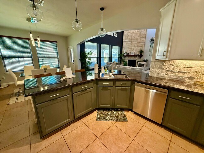 Foto del edificio - 8153 Tranquil Lake Way