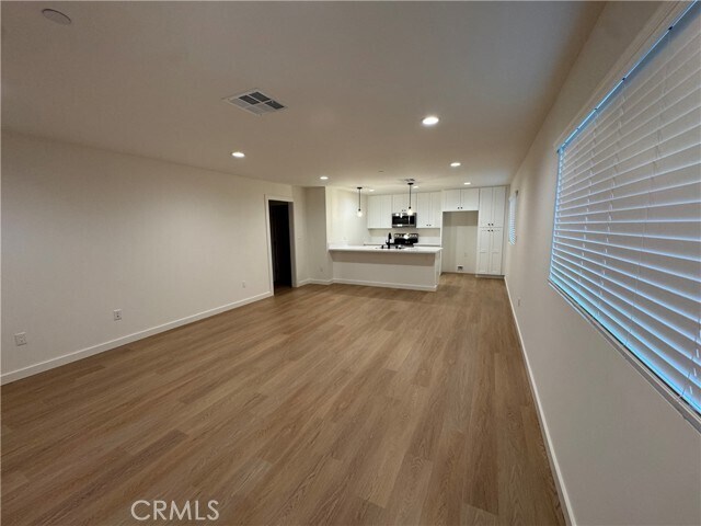 Foto del edificio - 15238 Kingsbury St