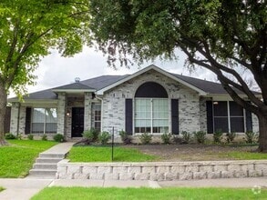 Building Photo - 3410 Ruidoso Ln
