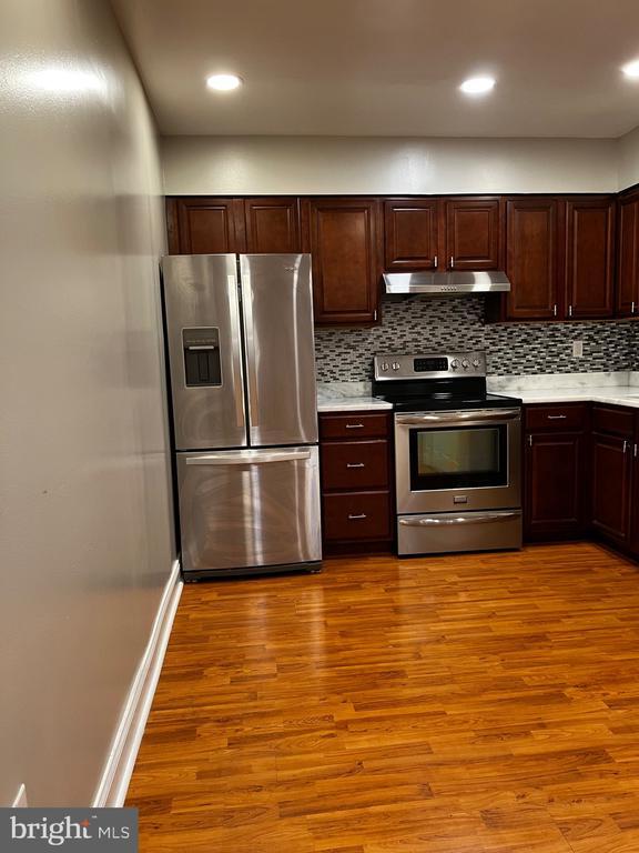 Foto del edificio - 6964 Hanover Pkwy