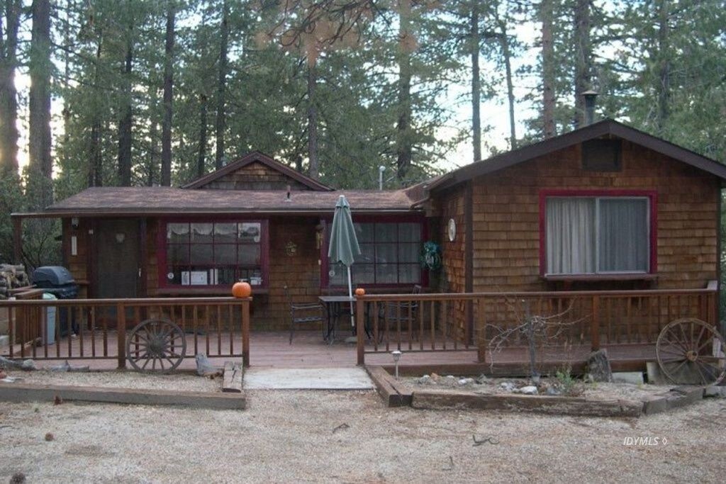 Primary Photo - Fulltime Rental in Pine Cove