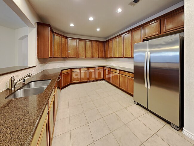 Foto del edificio - 5825 Stone Mountain Rd