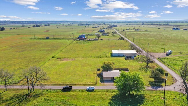 Foto del edificio - Horse Property