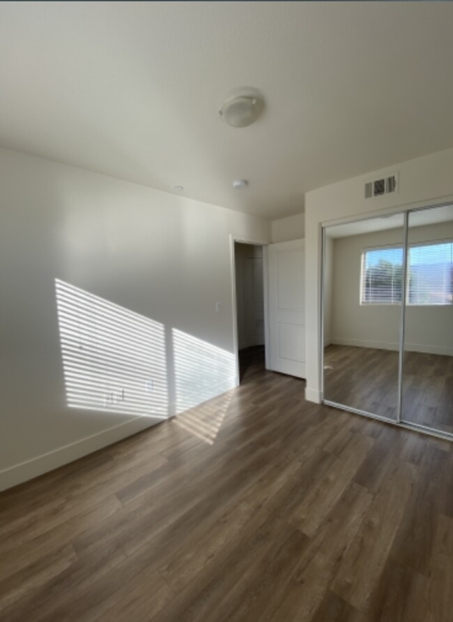 Building Photo - 11312 Huston St