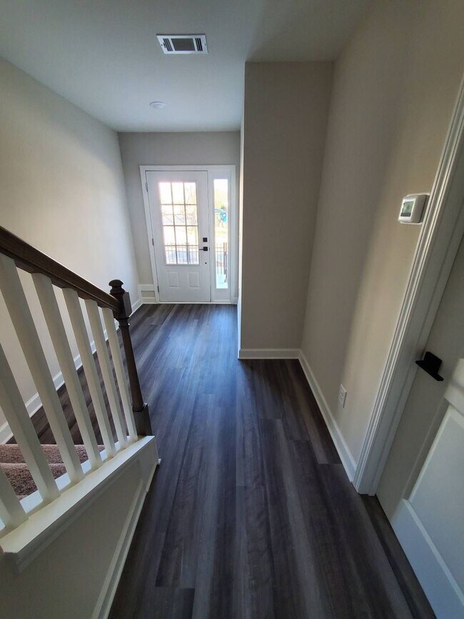 Building Photo - BRAND NEW TOWNHOMES AVALIABLE NOW