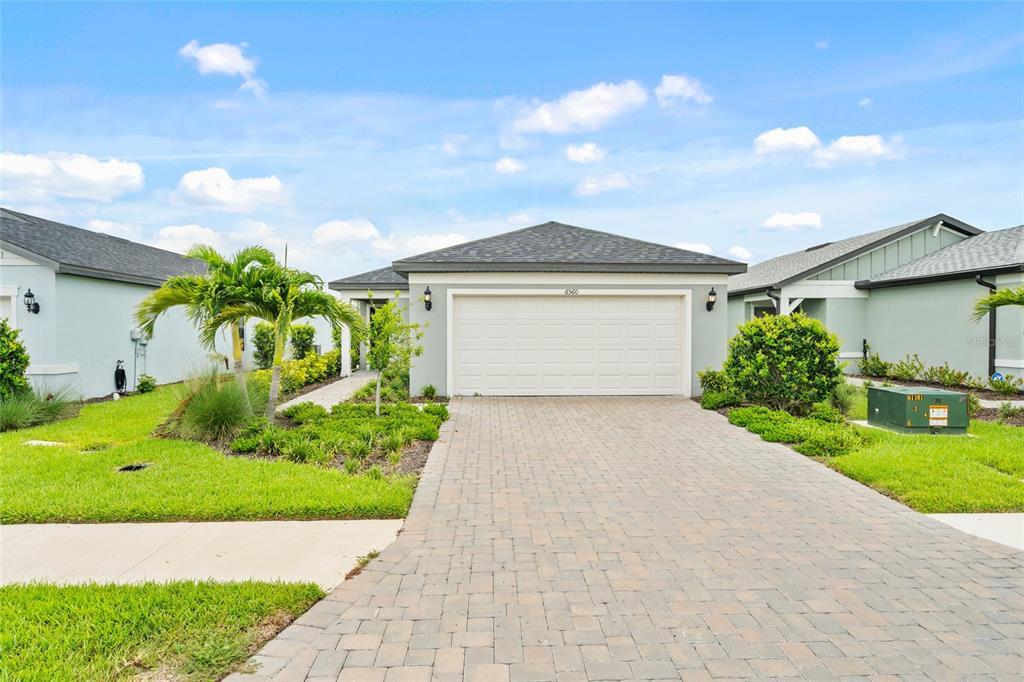 Primary Photo - 6560 Silverstar Dr