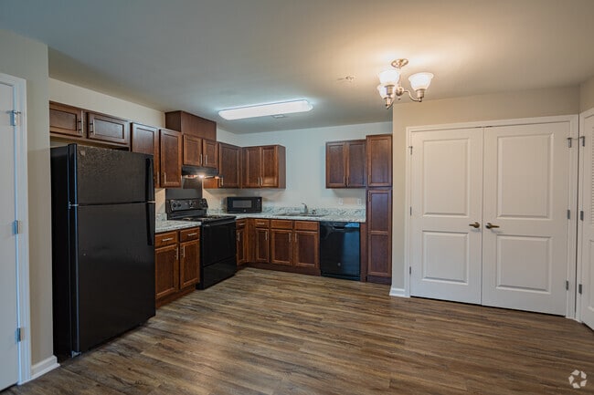 2BR, 2BA - Keswick Apartments