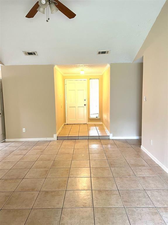 Building Photo - 8339 Carriage Creek Dr