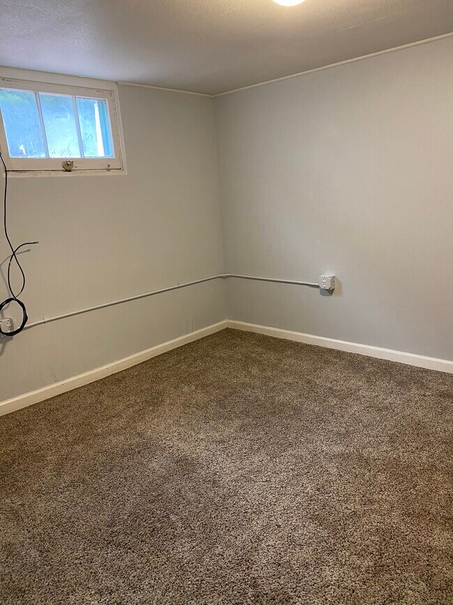 Dormitorio 2 - 1827 6th Ave