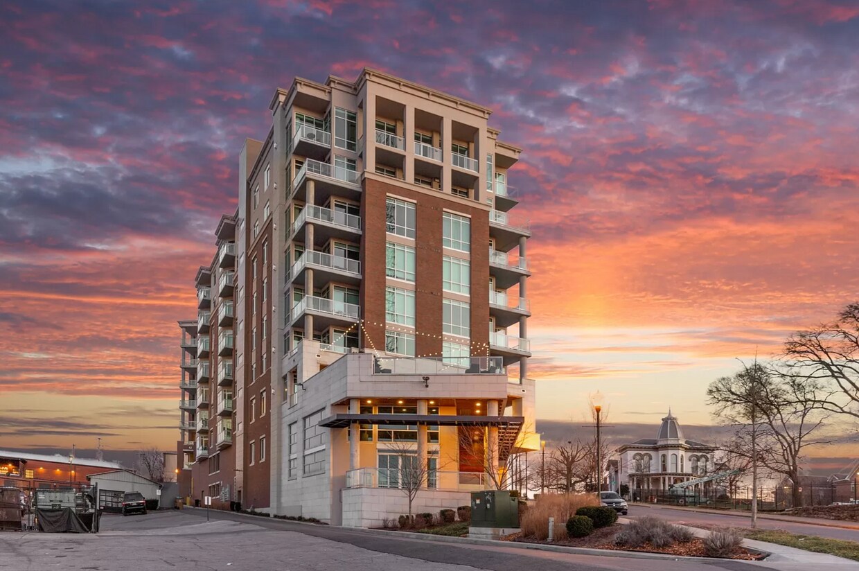 20 Rutledge St Unit 511, Nashville, TN 37210 Condo for Rent in