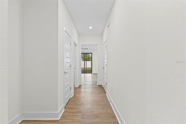 Building Photo - 8065 Gulfstream Ct
