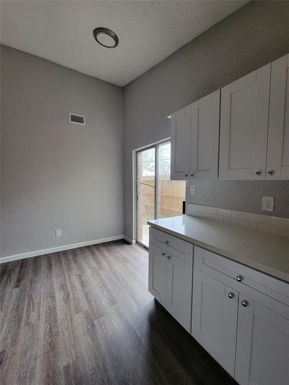 Foto del edificio - 11217 Pender Ln