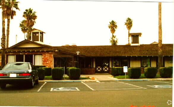 Primary Photo - Pacific Estates