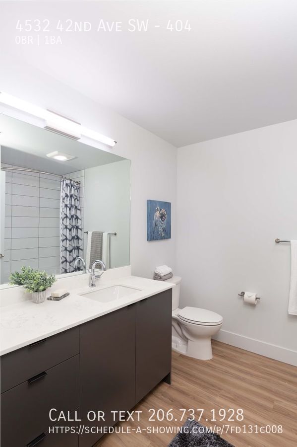 Building Photo - West Seattle Studio! Rooftop and Parking G...