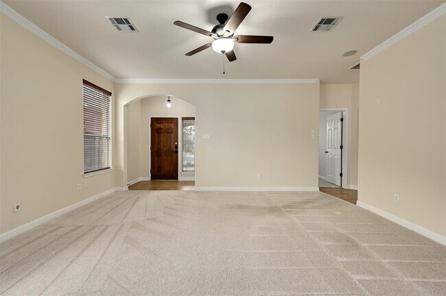 Building Photo - 1711 Greenside Trail