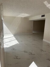 Building Photo - 8440 SW 154th Cir Ct