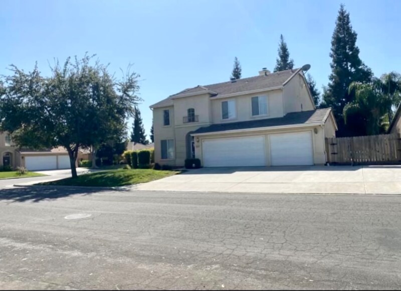 2655 E Pryor Dr, Fresno, CA 93720 House Rental in Fresno, CA