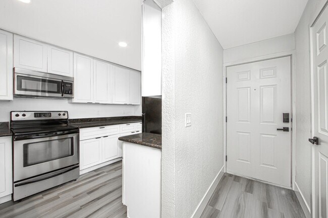 Foto del interior - Everett Cove