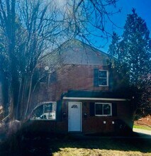 Building Photo - 21070 Crystal Ave