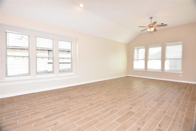 Foto del edificio - 538 Chestnut Reef Ct