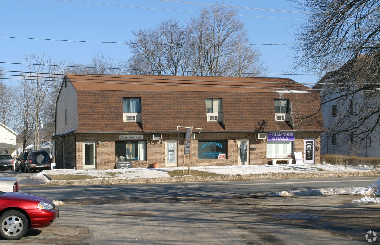 Building Photo - 98 Whiting St