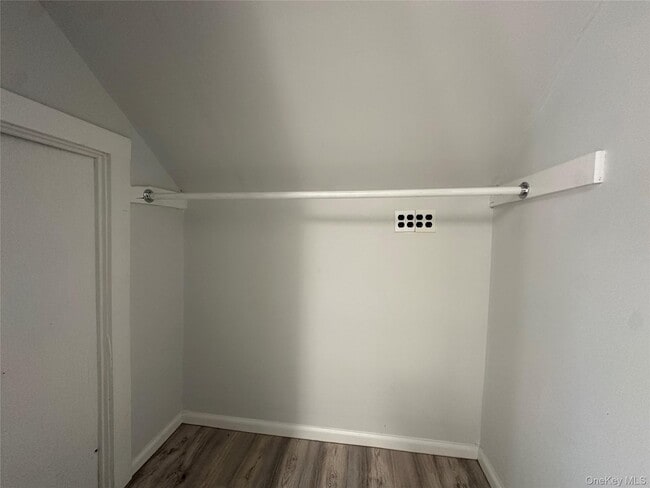 Foto del edificio - 3 Maple Pl