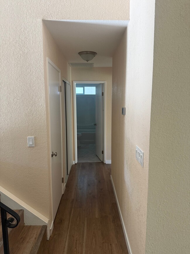 Foto del edificio - 1315 Gillpepper Ln