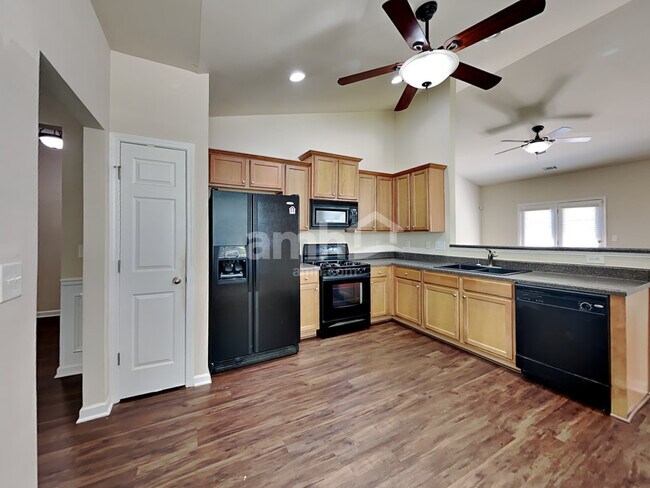 Foto del edificio - 1500 Woodberry Ct