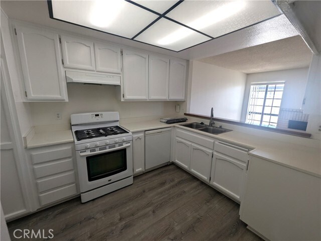 Building Photo - 2411 Artesia Blvd
