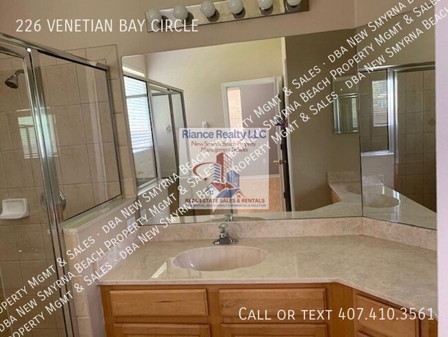 Foto del edificio - 226 Venetian Bay Cir