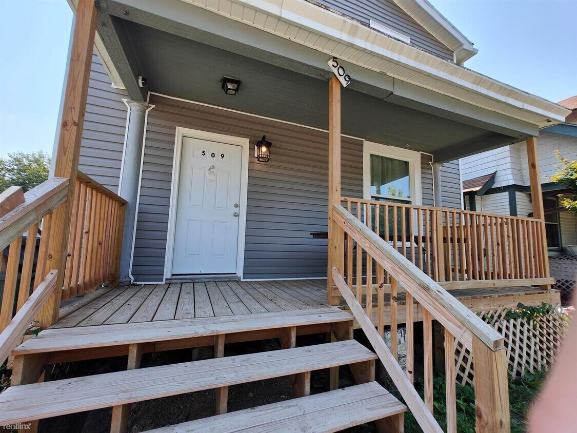 Primary Photo - 4 br, 1 bath House - 509 Franklin Street