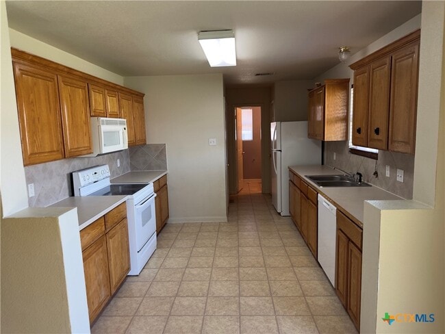 Building Photo - 5614 Orts Dr