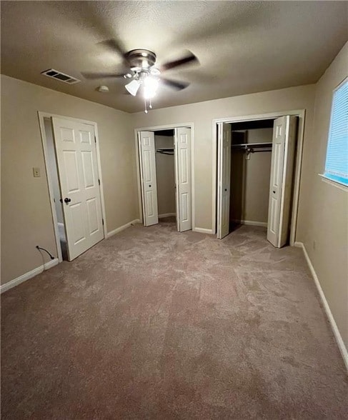 Building Photo - 126 Lakewood Dr