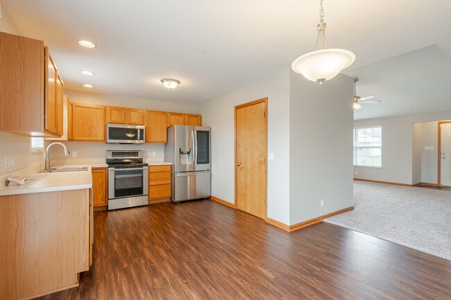 Foto del edificio - 12531 Kenai Dr