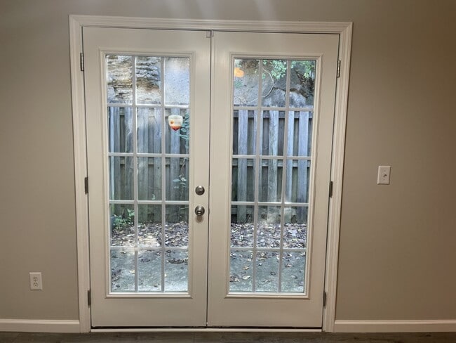 Private patio - 1135 Nashboro Blvd