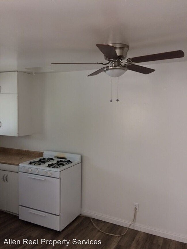 Foto del edificio - 4209-4221 Third Ave