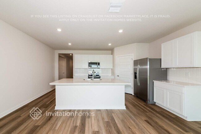 Building Photo - 18327 Wheathouse Pl
