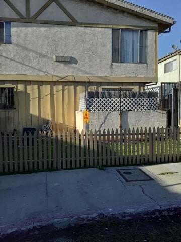 Building Photo - 11179 Charnock Rd