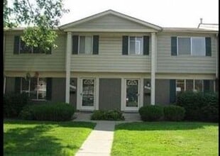 Building Photo - 25936 Franklin Pointe Dr